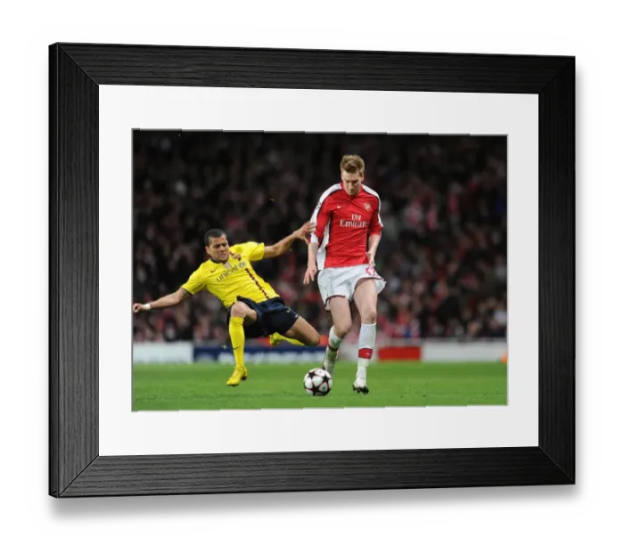 Framed Print : Nicklas Bendtner (Arsenal) Daniel Alves (Barcelona). Arsenal 2: 2 Barcelona Framed Print : Nicklas Bendtner (Arsenal) Daniel Alves (Barcelona). Arsenal 2: 2 Barcelona