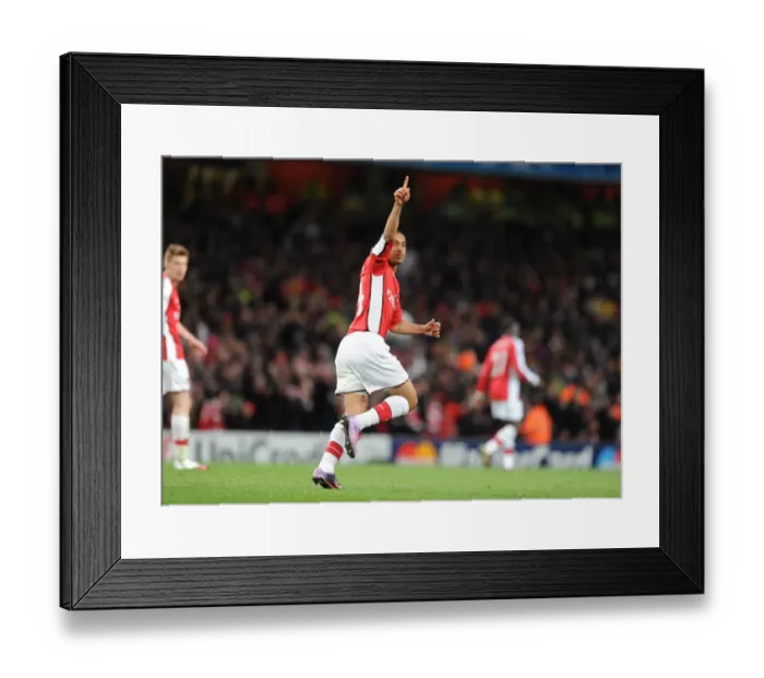 Framed Print : Theo Walcott's Thriller: Arsenal's Unforgettable Goal Against Barcelona, 2010 UEFA Champions League Quarterfinal