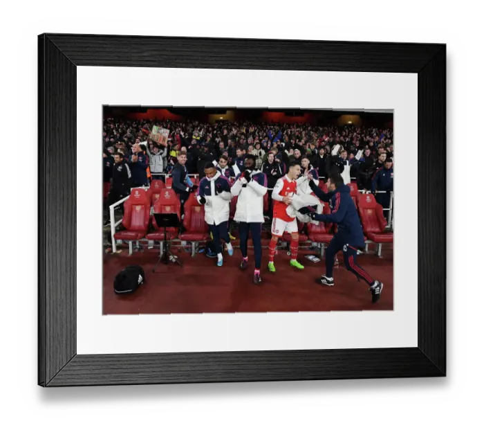 Framed Print : Arsenal's Thrilling Victory Over Manchester United: The Emirates Celebrations Framed Print : Arsenal's Thrilling Victory Over Manchester United: The Emirates Celebrations