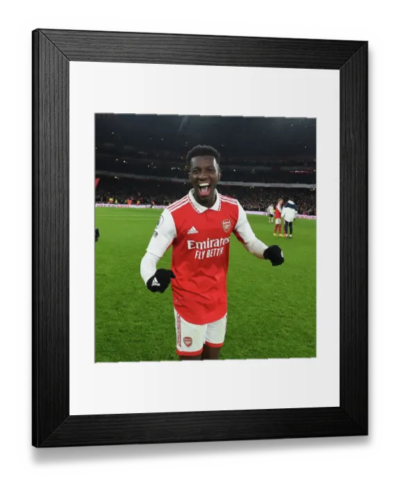 Framed Print : Nketiah's Thriller: Arsenal's Triumph Over Manchester United (2022-23)