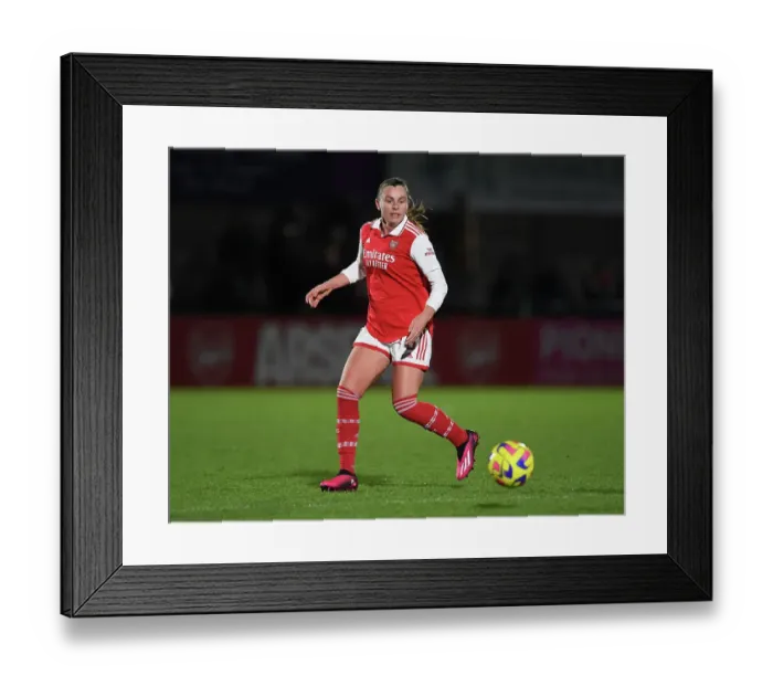 Framed Print : Arsenal Women vs Aston Villa: FA Women's Continental Tyres League Cup Clash at Meadow Park