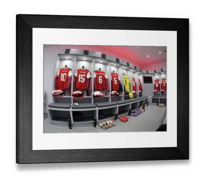 Framed Print : Arsenal Women Prepare for FA WSL Cup Clash against Aston Villa