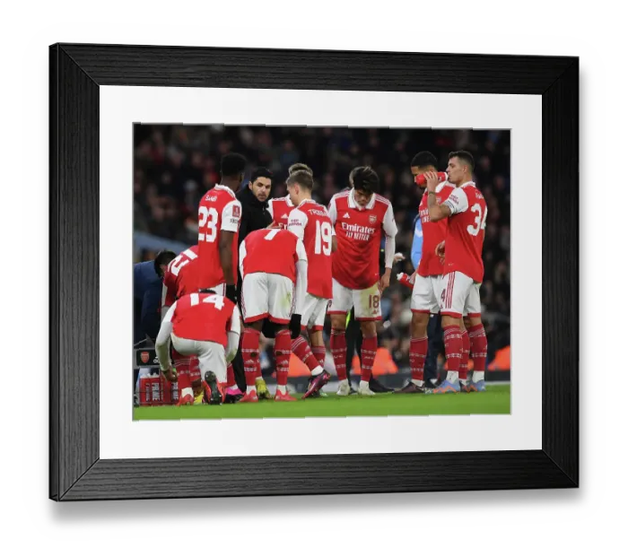 Framed Print : Arsenal Manager Mikel Arteta at Manchester City's Etihad Stadium - Emirates FA Cup Fourth Round, 2023