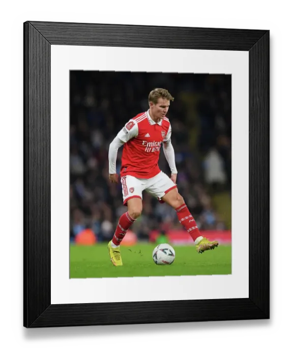 Framed Print : Arsenal's Martin Odegaard Faces Manchester City in Emirates FA Cup