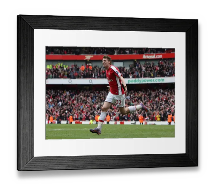 Framed Print : Bendtner's Thriller: Arsenal's 1-0 Victory Over Wolverhampton Wanderers