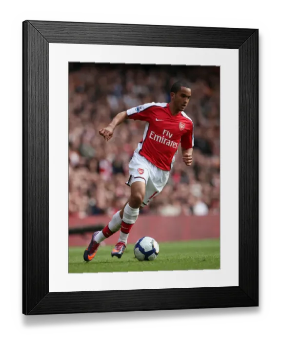 Framed Print : Theo Walcott's Strike: Arsenal 1-0 Wolverhampton Wanderers, Barclays Premier League (2010) Framed Print : Theo Walcott's Strike: Arsenal 1-0 Wolverhampton Wanderers, Barclays Premier League (2010)