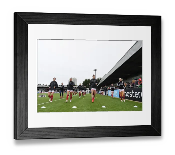 Framed Print : Arsenal Women vs Leeds United Women: FA Cup Fourth Round Showdown at Meadow Park