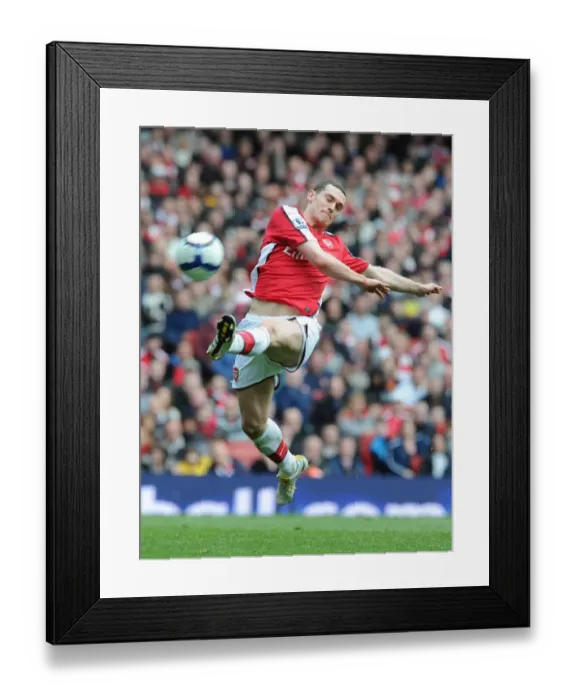 Framed Print : Thomas Vermaelen Leads Arsenal to Victory: Arsenal 1-0 Wolverhampton Wanderers, FA Premier League 2010