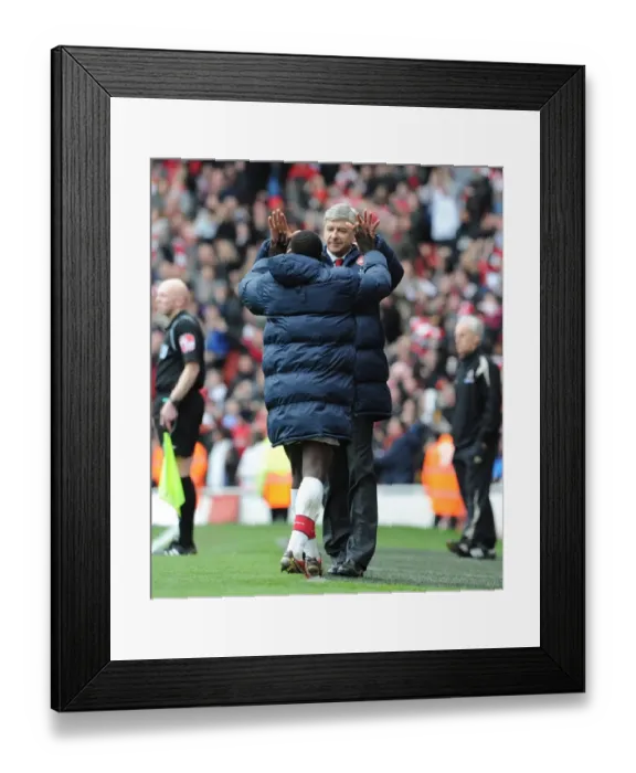 Framed Print : Arsene Wenger and Emmanuel Eboue: Celebrating Arsenal's Victory Against Wolverhampton Wanderers, FA Premier League, 2010