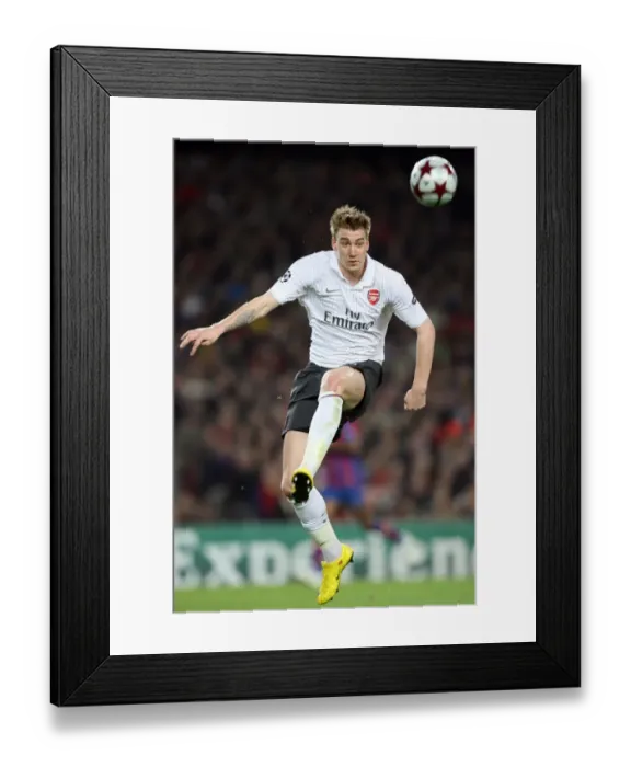 Framed Print : Nicklas Bendtner (Arsenal). Barcelona 4: 1 Arsenal. UEFA Champions League