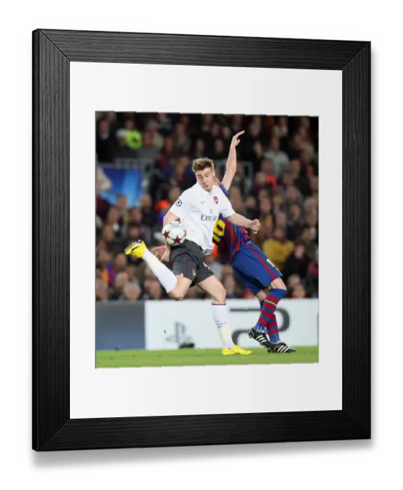 Framed Print : Nicklas Bendtner (Arsenal) Gabriel Milito (Barcelona). Barcelona 4: 1 Arsenal
