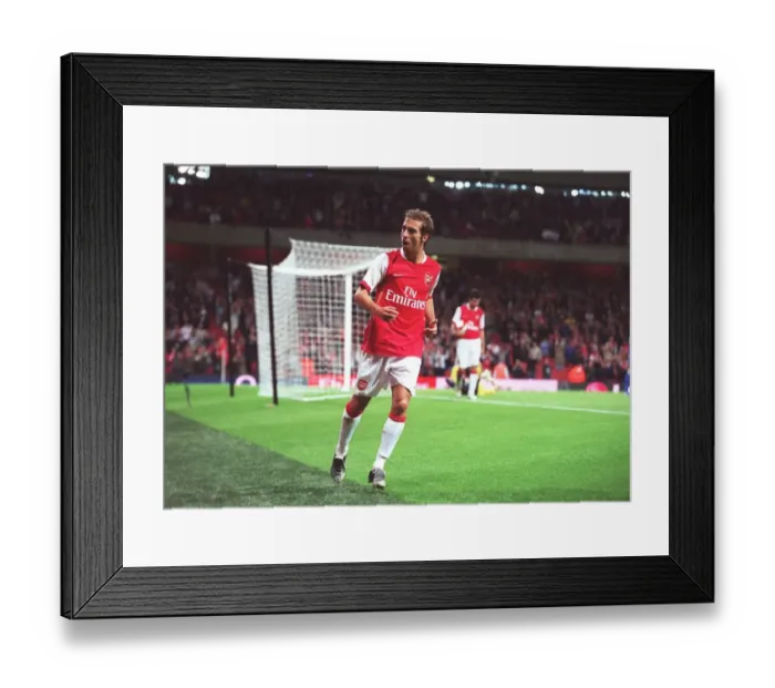 Framed Print : Flamini's Brace: Arsenal's 2-1 Comeback Against Dinamo Zagreb in the Champions League