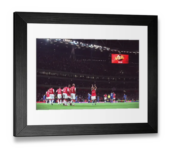 Framed Print : Mathieu Flamini celebrates scoring Arsenals 2nd goal