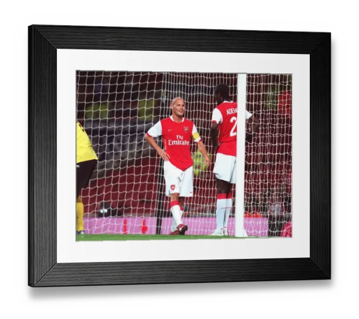Framed Print : Freddie Ljungberg and Emmanuel Adebayor (Arsenal)