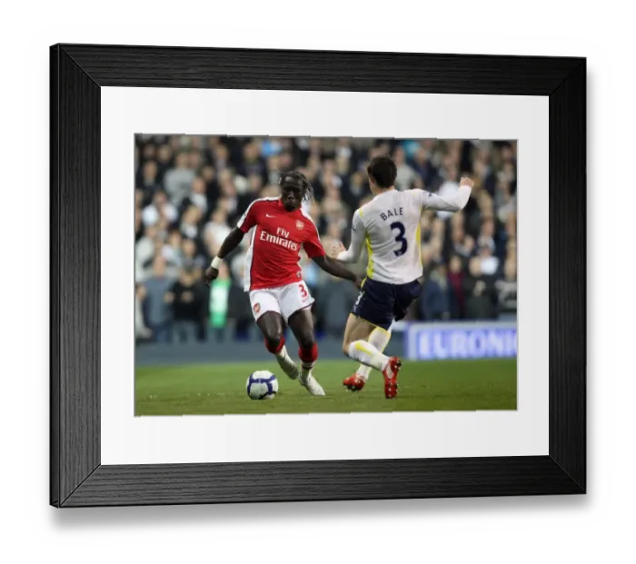 Framed Print : Bacary Sagna (Arsenal) Gareth Bale (Tottenham). Tottenham Hotspur 2: 1 Arsenal Framed Print : Bacary Sagna (Arsenal) Gareth Bale (Tottenham). Tottenham Hotspur 2: 1 Arsenal
