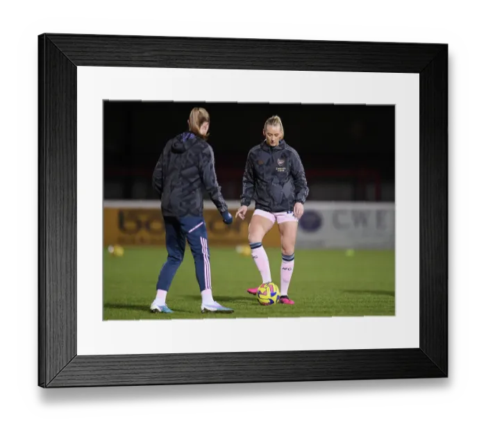 Framed Print : Arsenal Women Prepare for Super League Showdown against West Ham