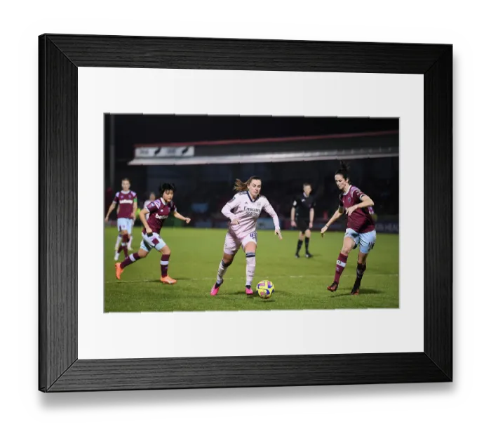 Framed Print : Arsenal Women Face Off Against West Ham United in Barclays Super League Showdown