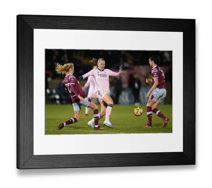 Framed Print : Arsenal's Frida Maanum in Action against West Ham United in Barclays Women's Super League