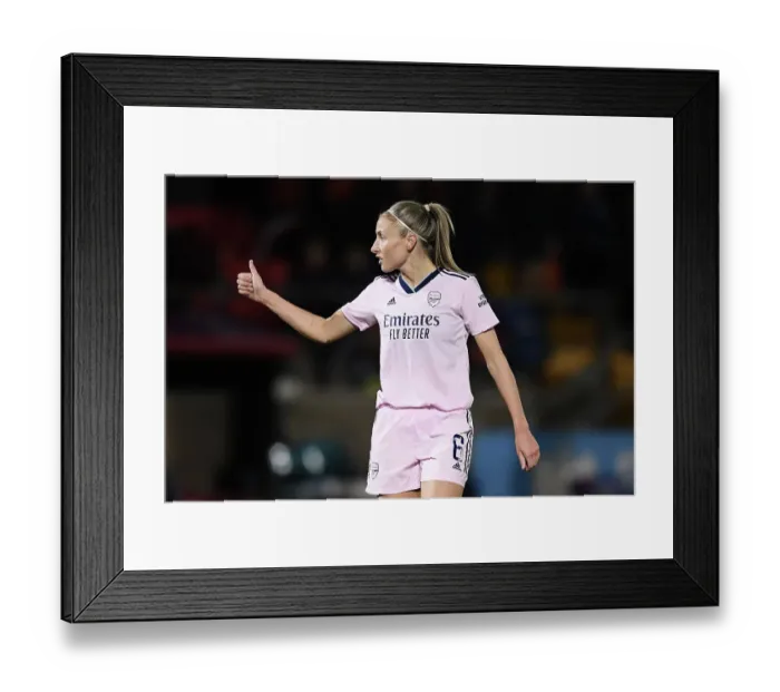 Framed Print : Leah Williamson in Action: Arsenal vs. West Ham United - Barclays Women's Super League
