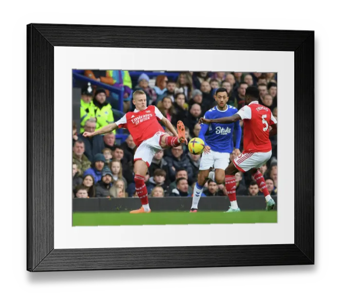 Framed Print : Zinchenko in Action: Arsenal vs. Everton, Premier League 2022-23 Framed Print : Zinchenko in Action: Arsenal vs. Everton, Premier League 2022-23