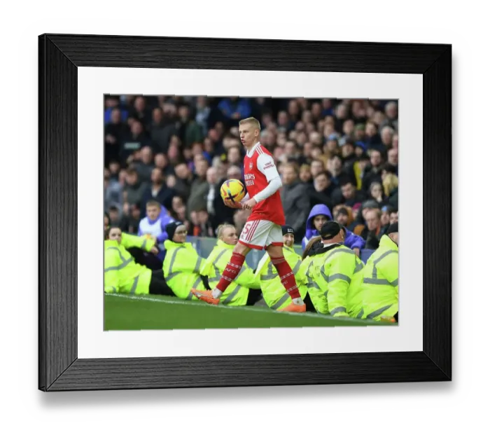 Framed Print : Arsenal's Oleksandr Zinchenko in Action Against Everton in Premier League Clash Framed Print : Arsenal's Oleksandr Zinchenko in Action Against Everton in Premier League Clash