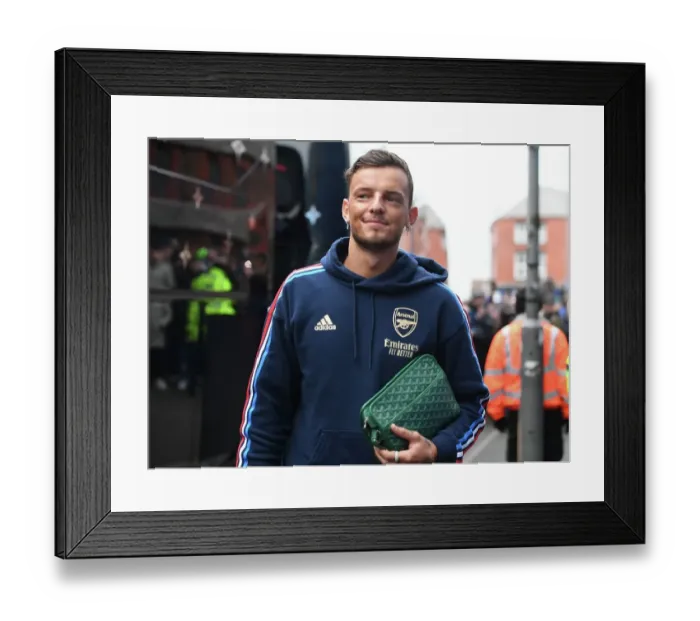 Framed Print : Ben White's Arrival at Goodison Park Ahead of Everton vs. Arsenal Premier League Clash (2022-23)