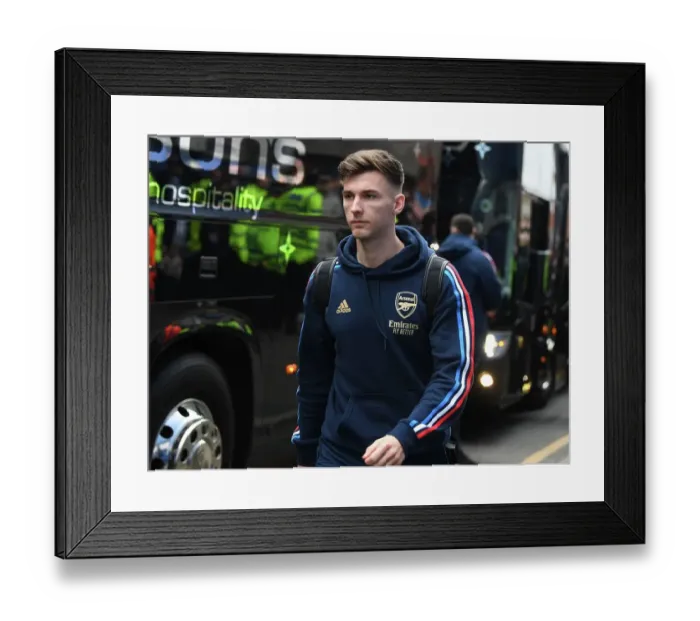 Framed Print : Arsenal's Kieran Tierney Arrives at Goodison Park Ahead of Everton Clash - Premier League 2022-23