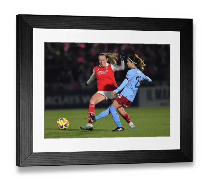 Framed Print : Arsenal's Frida Maanum Stifles Manchester City's Tui Hasegawa in FA Women's League Cup Semi-Final Showdown