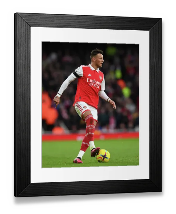 Framed Print : Arsenal's Ben White in Action: Arsenal vs. Brentford, Premier League 2022-23