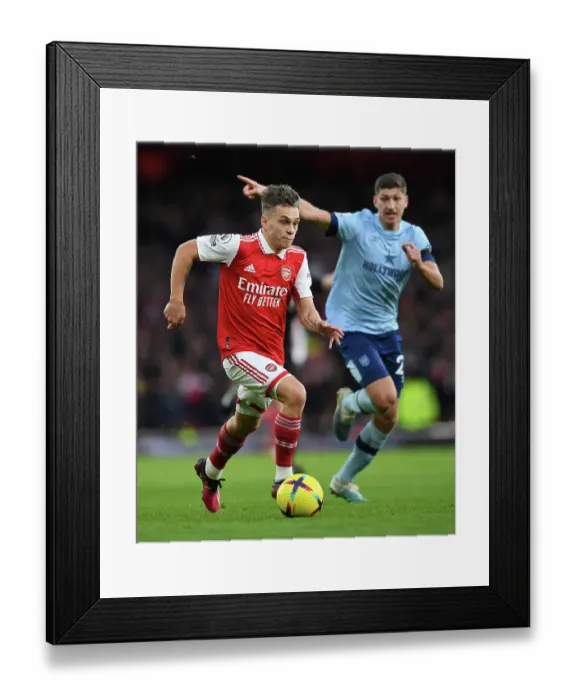 Framed Print : Arsenal's Trossard Shines: Premier League Battle Against Brentford Framed Print : Arsenal's Trossard Shines: Premier League Battle Against Brentford
