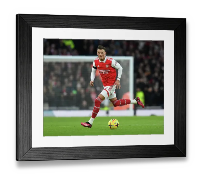 Framed Print : Arsenal's Ben White in Action Against Brentford in 2022-23 Premier League Clash