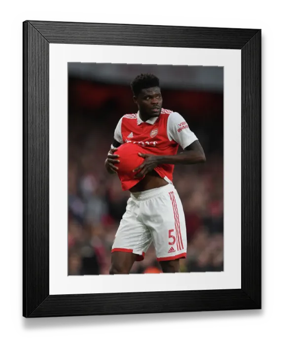 Framed Print : Thomas Partey in Action: Arsenal vs. Brentford, Premier League 2022-23 Framed Print : Thomas Partey in Action: Arsenal vs. Brentford, Premier League 2022-23