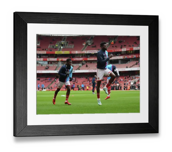 Framed Print : Thomas Partey: Arsenal's Midfield Maestro Readies for Brentford Battle