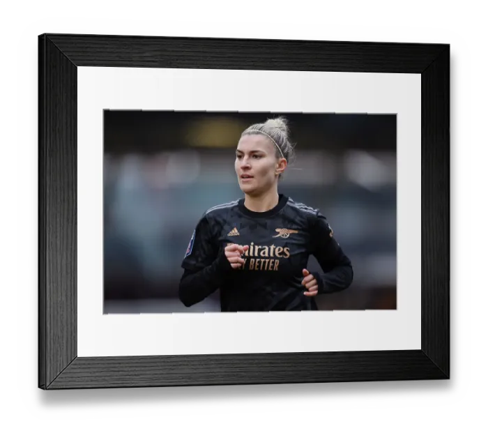 Framed Print : Arsenal's Steph Catley Faces Off Against Manchester City in FA Women's Super League Clash