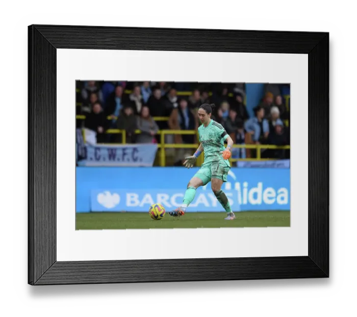 Framed Print : Manchester City vs. Arsenal: Barclays Women's Super League Showdown - Manuela Zinsberger in Action