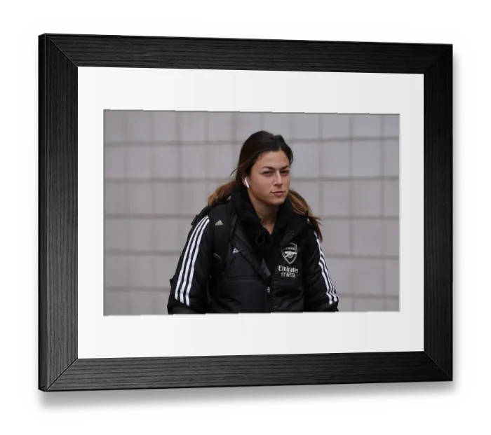 Framed Print : Arsenal's Sabrina D'Angelo Readies for Manchester City Showdown in FA Women's Super League