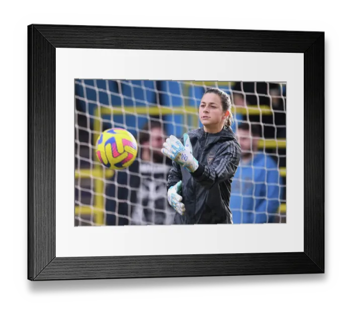 Framed Print : Arsenal's Sabrina D'Angelo Prepares for FA Women's Super League Showdown Against Manchester City Framed Print : Arsenal's Sabrina D'Angelo Prepares for FA Women's Super League Showdown Against Manchester City