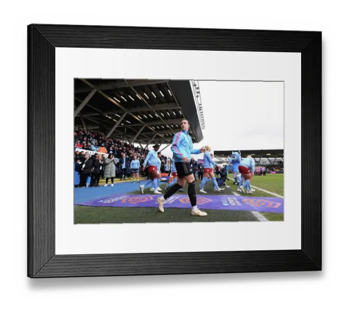 Framed Print : Arsenal's Lotte Wubben-Moy Focuses Before Manchester City Clash in FA Women's Super League