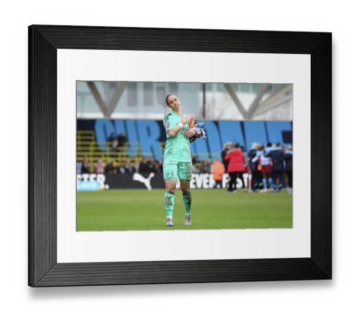 Framed Print : Manuela Zinsberger of Arsenal Reacts after Manchester City vs Arsenal, FA Women's Super League 2022-23
