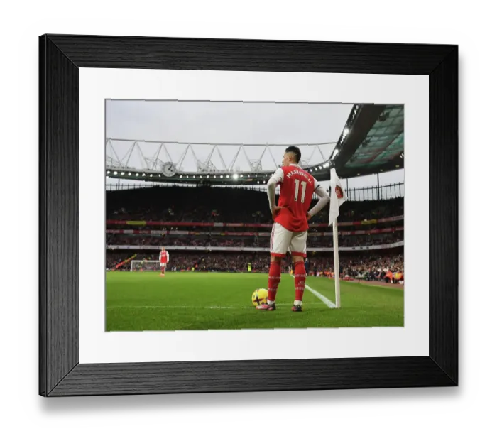Framed Print : Martinelli's Brilliance: Arsenal's Triumph Over Brentford (2022-23)
