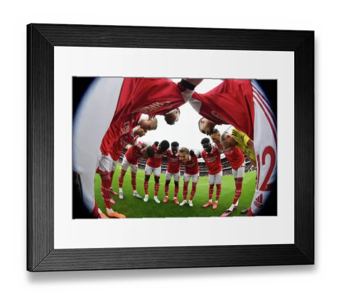 Framed Print : Arsenal's Unified Focus: The Power of the Pre-Match Huddle Framed Print : Arsenal's Unified Focus: The Power of the Pre-Match Huddle