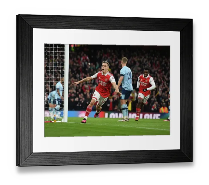 Framed Print : Trossard Thrills: Arsenal's Dramatic Goal vs. Brentford in Premier League 2022-23