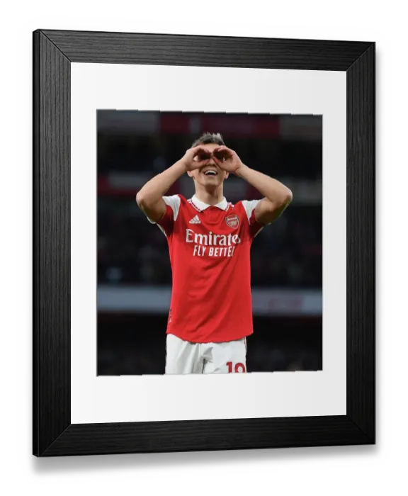 Framed Print : Trossard's Thriller: Arsenal's Exhilarating Win Against Brentford in the Premier League 2022-23