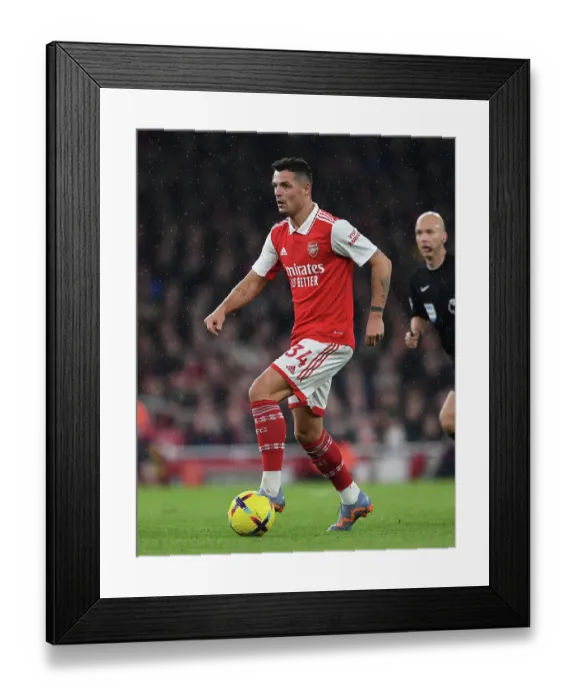 Framed Print : Granit Xhaka: Arsenal's Midfield Mastermind in Action Against Manchester City, Premier League 2022-23