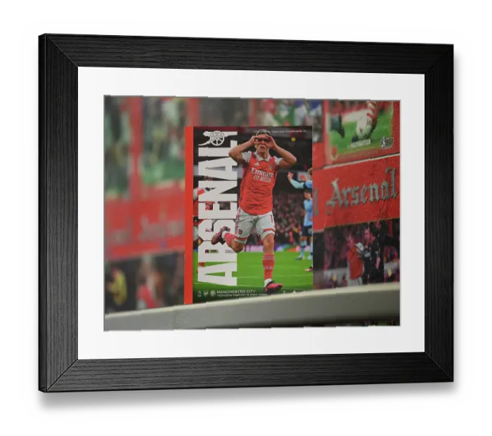 Framed Print : Arsenal vs Manchester City: Premier League Showdown at Emirates Stadium Framed Print : Arsenal vs Manchester City: Premier League Showdown at Emirates Stadium