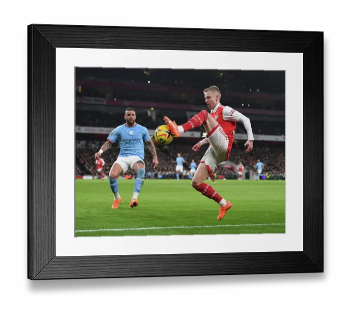 Framed Print : Zinchenko in Action: Arsenal vs Manchester City, Premier League 2022-23 Framed Print : Zinchenko in Action: Arsenal vs Manchester City, Premier League 2022-23