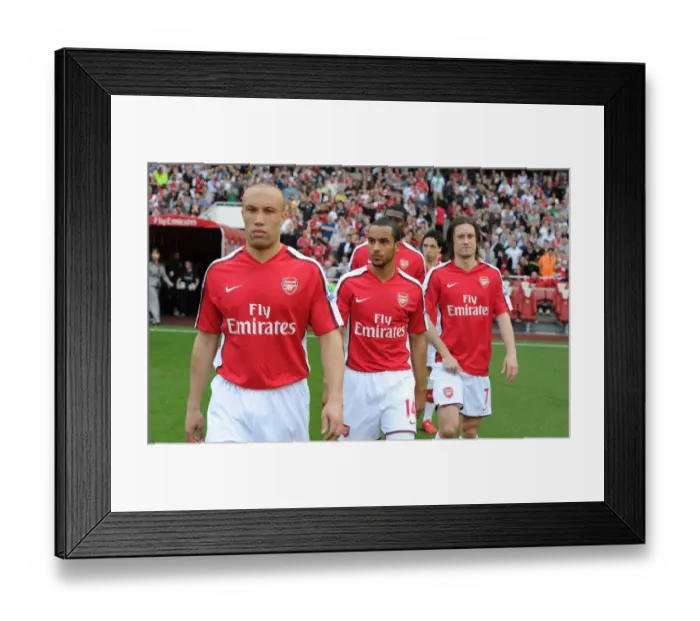 Framed Print : Mikael Silvestre, Theo Walcott and Tomas Rosicky (Arsenal). Arsenal 0: 0 Manchester City Framed Print : Mikael Silvestre, Theo Walcott and Tomas Rosicky (Arsenal). Arsenal 0: 0 Manchester City