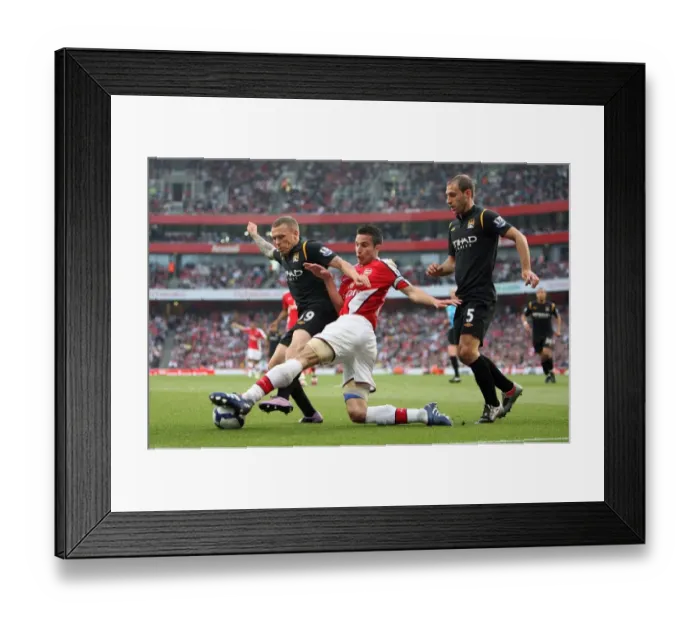 Framed Print : Robin van Persie (Arsenal) Craig Bellamy and Pablo Zabaleta (Man City) Framed Print : Robin van Persie (Arsenal) Craig Bellamy and Pablo Zabaleta (Man City)
