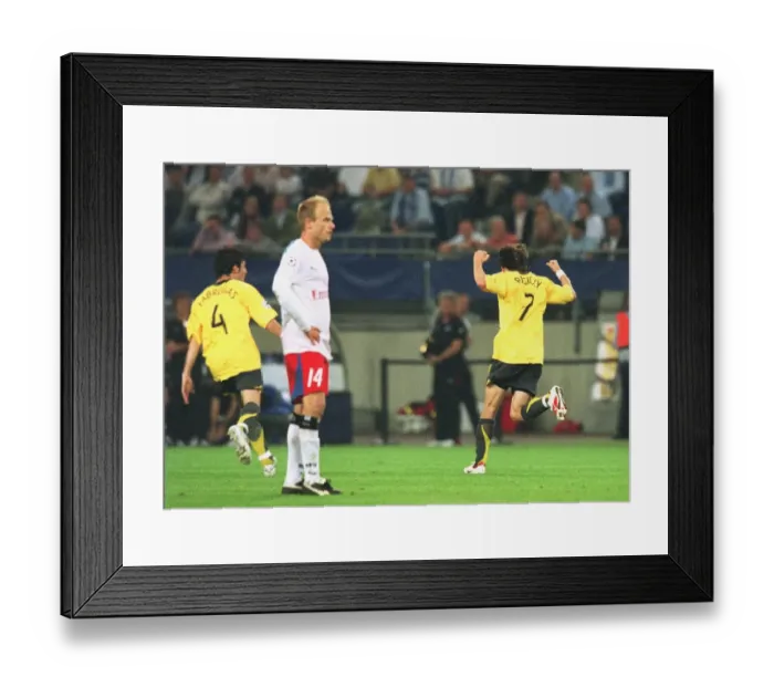 Framed Print : Tomas Rosicky celebrates scoring the 2nd Arsenal goal Framed Print : Tomas Rosicky celebrates scoring the 2nd Arsenal goal
