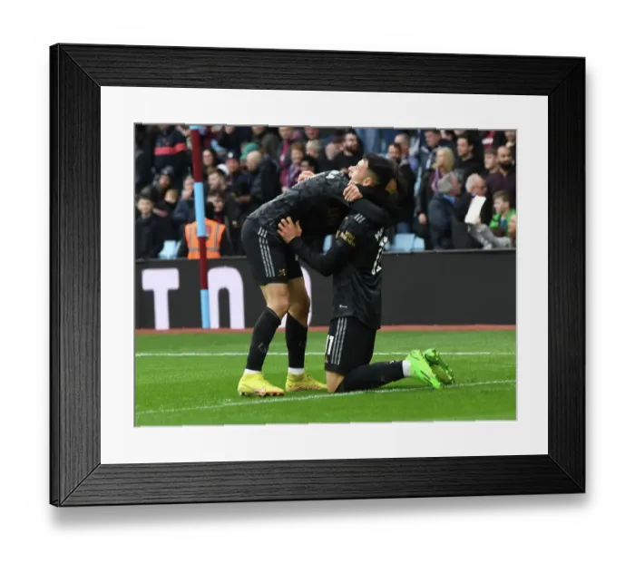Framed Print : Martinelli and Vieira Celebrate Arsenal's Four-Goal Blitz Against Aston Villa (2022-23)